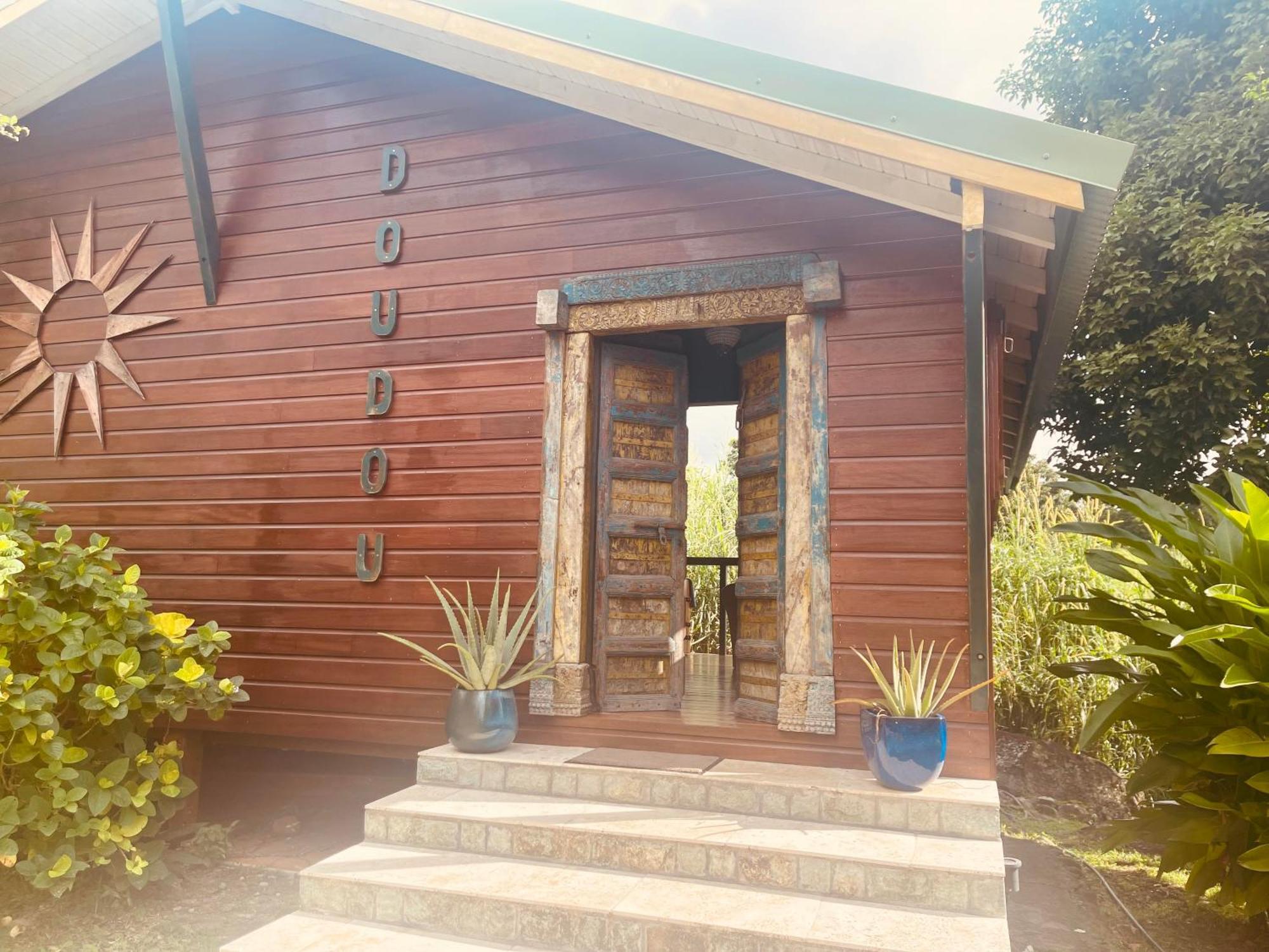 Tropicangel Ecolodge De Charme Pointe-Noire Extérieur photo